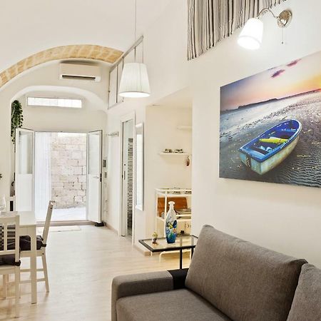 San Nicola Casa Clemente Apartment Бари Экстерьер фото