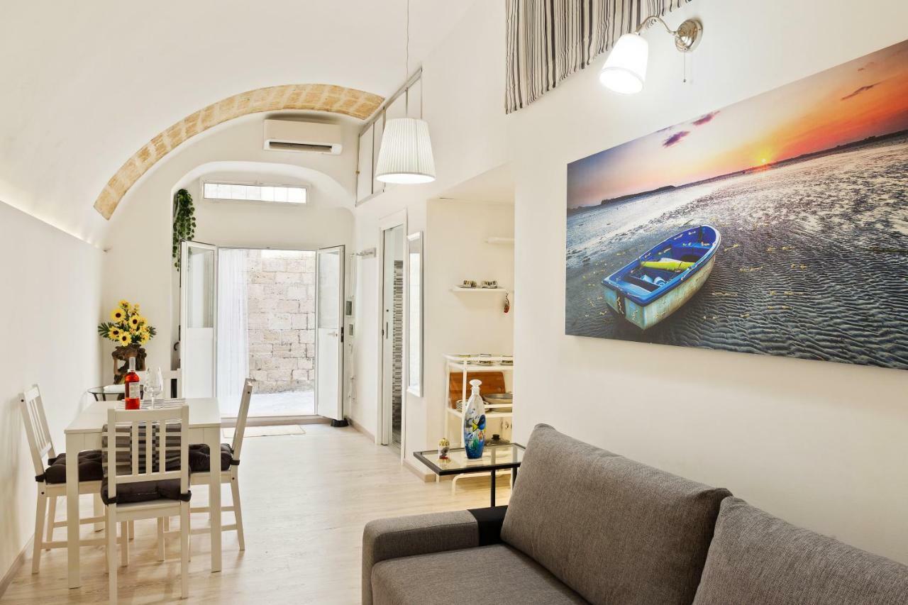 San Nicola Casa Clemente Apartment Бари Экстерьер фото
